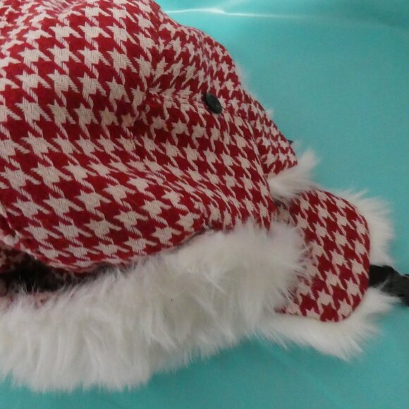 TIPSY ELVES | os | Red and White Houndstooth Aviator Hat With Chin Strap - Picture 5 of 10